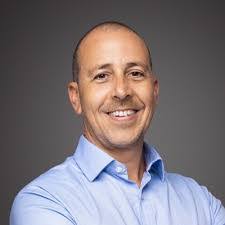 Aaron Unterman's Instagram, Twitter & Facebook