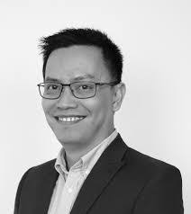 Matthew Perrott's Instagram, Twitter & Facebook