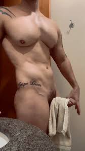 @bigchesthots video Tweet