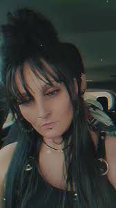 Linnie Summers (@rotten_puddin88)