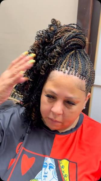 Small Senegalese Twists 🥰, Book a look 💁🏽‍♀️, September books are now open! , #senegalesetwist #senegalese #twist #twistout #twistsbraids #braider #braidsatlanta #naturalhair #naturalhaircare ...