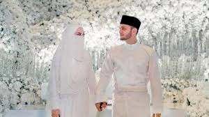 You don't need to do much to actually get married in malaysia and you only need to follow a few steps and then you're done! Neelofa S Wedding Under Police Investigation For Possible Sop Breach