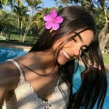 7 Hawwian outfit ideas