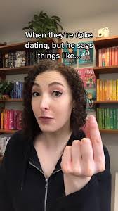 Elle Maxwell (Romance Author) (@ellemaxwellauthor)