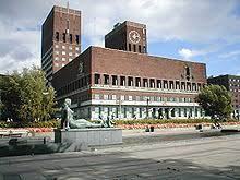 The building as it stands today was constructed between 1931 and 1950, with an interruption during the. Radhusplassen Wikipedia