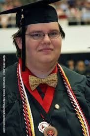 Eleni Davis's Instagram, Twitter & Facebook