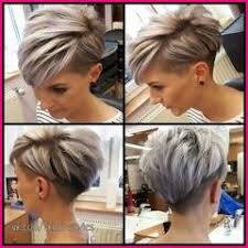 Barvy na vlasy krátké dámské účesy vlasy a líčení účesy pixie edgy pixie pixie účes účesy pixie tipy na dámský styling sestřihy. Pin On Ucesy