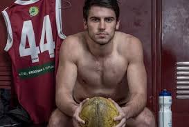 Ɡ ən /) is a town located in the east of the latrobe valley in the gippsland region of victoria, australia.the urban population of traralgon at the 2016 census was 25,485. Traralgon Football Star Stuart Goddard Plays With Defibrillator After His Heart Stopped Twice Herald Sun Monash Heart