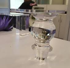 Acrylic Feet Add To The Right Sofa For Modern Feel Acrylic Furniture Furniture Legs Lucite Table