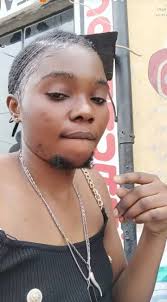 A relationship where I rub his back & he breaks mines. 🥹😋💕💕💕