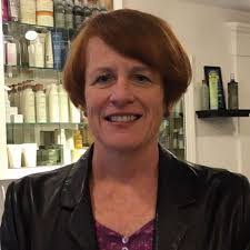 Melinda Comstock's Instagram, Twitter & Facebook