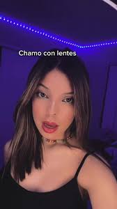 Chico Con Lentes Deberíamos