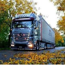 Mercedes Benz Actros Mp4 Gigaspace Diesel Trucks Diesel Trucks Duramax Mercedes Truck