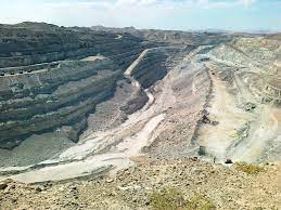 Head to through the left entrance in this room to reach the first hive. Uranium Mining Open Cut And Underground And Milling Sciencedirect