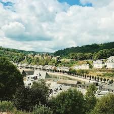 Laurianne Dz Sur Instagram Une Belle Journee Ps Petit Detail Qui A Son Importance Le Beurre En Portion Individuelle Emballe En Papier Et Non Dans Du Bro