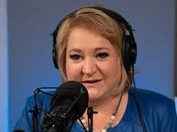 Jackie Campbell's Instagram, Twitter & Facebook