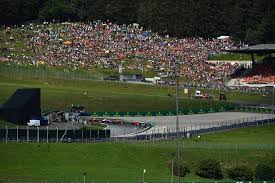 In den vergangenen jahren war es ein duell zwischen red bull racing und max verstappen, sergio perez, lewis hamilton, valtteri bottas oder durchbricht jemand die dominanz der beiden teams und schnappt sich 2021 den. General Admission Formel 1 Grand Prix Von Osterreich 2021