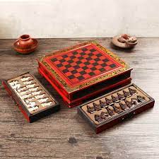 Easy mahjong es un juego gratis de emparejamiento de parejas basado en un clásico juego chino a pesar de que mahjong es el juego de mesa de rompecabezas más popular del mundo, tiene reglas. Los Juegos De Mesa Chinos De Madera Del Tablero De Ajedrez Del Vintage Ajedrez Clasico Ajedrez