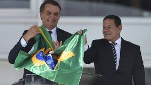 Flávio e carlos bolsonaro pagaram débito com corretora em dinheiro vivo. O Que Ha Por Tras Dos Ataques De Carlos Bolsonaro E Olavo A Mourao