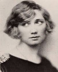 95 N v a souvenir 1924 Images: PICRYL