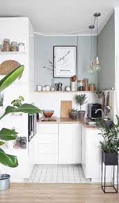 Kamu juga bisa melakukan beberapa cara mudah berikut ini agar isi kulkas tersusun dengan rapi dan bersih. 8 Hal Tentang Dapur Kecil Tapi Rapi Yang Cocok Untuk Rumah Mungil Blog Qhomemart