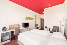 Nearby bus routes (< ½ mile) first potteries: Hotel In Dresden Inner New City Park Inn By Radisson Dresden Hotel