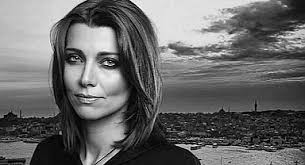 Su Sonia Herring kimdir?