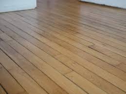 Les travaux à engager pour poncer un parquet ancien sont assez contraignants. Renovation De Parquet Guide Complet Monsieur Peinture