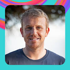 Robyn Hendricks's Instagram, Twitter & Facebook