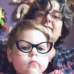 Anna Stracener's Instagram, Twitter & Facebook