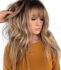 50 Mignons Et Long En Couches Effortless Decotes Avec Bangs Long Hair With Bangs Layered Haircuts With Bangs Haircuts With Bangs