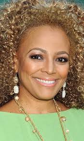 Lauren Vélez from Dexter (she also has a twin) and Kim Fields from Living  Single