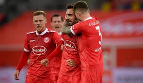 Dfb Pokal 2 Runde Rot Weiss Essen Gegen Fortuna Dusseldorf Heute Im Liveticker Zum Nachlesen