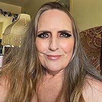 Candy Berg's Instagram, Twitter & Facebook