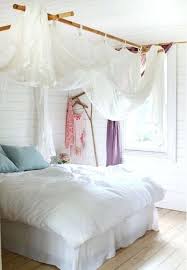 Tonnant cerceau ciel de lit superbe adulte romantique. Ciel De Lit 25 Idees Pour L Integrer Dans Votre Chambre