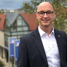 🗣 mitmachen & gewinnen 👉🏼💬 kommentiert eure namensvorschläge! Jens Nolte Leiter Telefonfiliale Elektronische Bankdienstleistungen Und Online Filiale Vr Bank Mitte Eg Xing