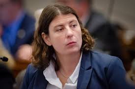 As lawmakers race to adjourn, the fate of Vermont's landmark data privacy  proposals is uncertain