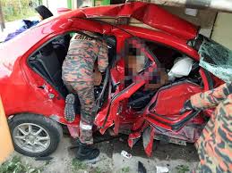 Gambar kemalangan kereta pertama dunia. Tragedi Hari Pertama Ramadan Sabah Post