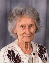 Lynnette Britton's Instagram, Twitter & Facebook