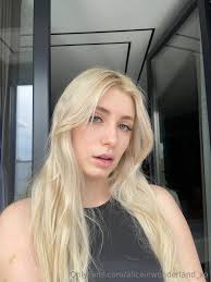 aliceinwonderland_xo Leaked photo 18271204 - Leakedzone