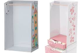 Tolle spielzeuge, pappfiguren und kleine möbel lassen sich aus schachteln, kartons oder alten klopapierrollen basteln! Puppenmobel Zum Selbermachen Mobel Aus Pappe Fur Das Puppenhaus Wir Beherrschen Das Interieur Mit Improvisierten Mitteln 54 Fotos