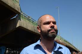 Ahead, we will also know about bruno covas dating, affairs, marriage, birthday, body measurements, wiki, facts. Bruno Covas Tem Acumulo De Liquido Ao Redor Do Pulmao E No Abdomen O Tempo