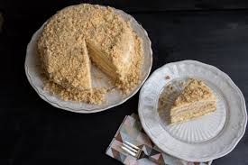 Petersilie, eier, salz, knoblauch, pfeffer, paprika und kreuzkümmel hinzufügen. Reise Rezept Medus Mein Liebster Lettischer Kuchen