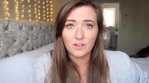 He is known for being a youtuber. Mrbeast Chris Wife Pregnant