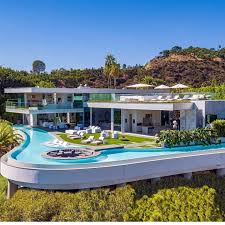 Luxusvilla In Los Angeles Fur 52 Millionen Mansions Extravagant Homes House Designs Exterior