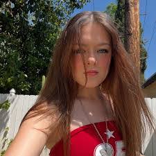 Olivia Knox's Instagram, Twitter & Facebook