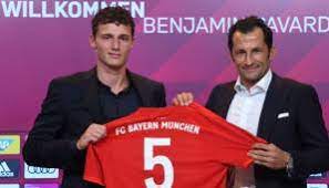 Footballeur professionnel au @fcbayern international français. Benjamin Pavard Beim Fc Bayern Keine Angst Vor Extremsituationen