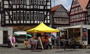 Zentraler ort im alsfelder becken am nordrand des vogelsbergs. Alsfeld Nach Dem Wochenmarkt Auf Stadtbesichtigung Nh24 De
