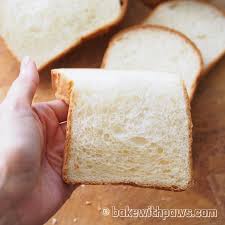 You know how when you walk into an asian bakery there's this awesome smell? Thebest Hot News Hokkaido Milk Bread 7 11 Hokkaido Milk Loaf The Hokkaido Bread Has A Gorgeous Soft And Pillowy Texture And Was Developed By A Chinese Lady Called Yvonne Chen Who Wrote