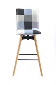 En cuanto a los muebles auxiliares de cocina, podrás tenerlo todo. Taburete Patchwork Conforama